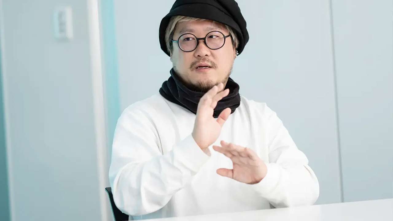 なぜ『ゾゾゾ』はやらせと言われようとも編集し、『フェイクドキュメンタリー「Q」』はフィクションだと言ってしまうのかが掲載。